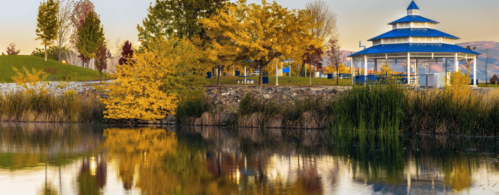 water in reno with mountains in background